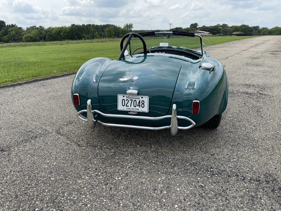 Shelby Cobra Replica - Image 30 of 31