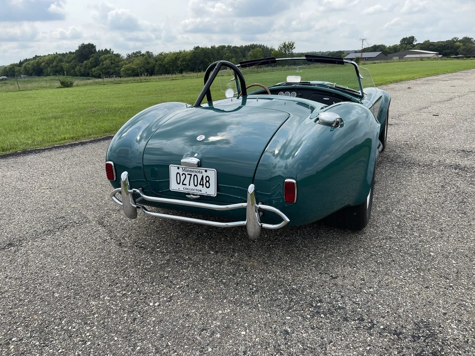 Shelby Cobra Replica - Image 29 of 31
