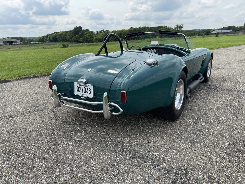 Shelby Cobra Replica - Image 28 of 31