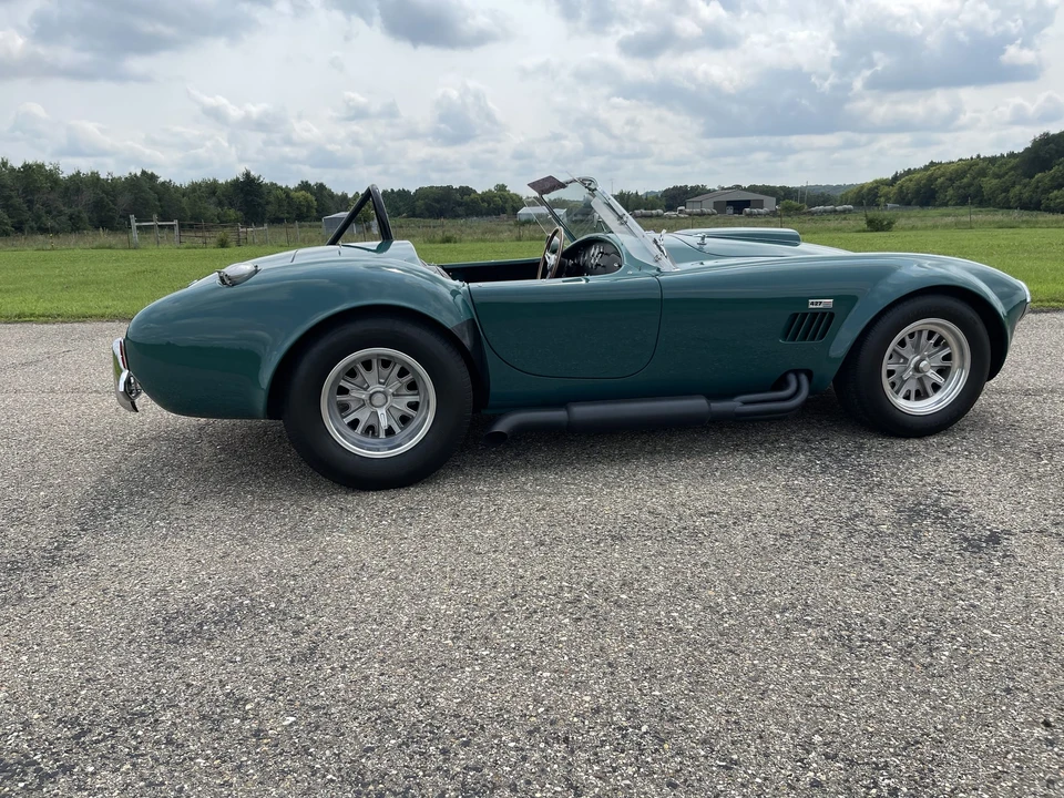Shelby Cobra Replica - Image 22 of 31