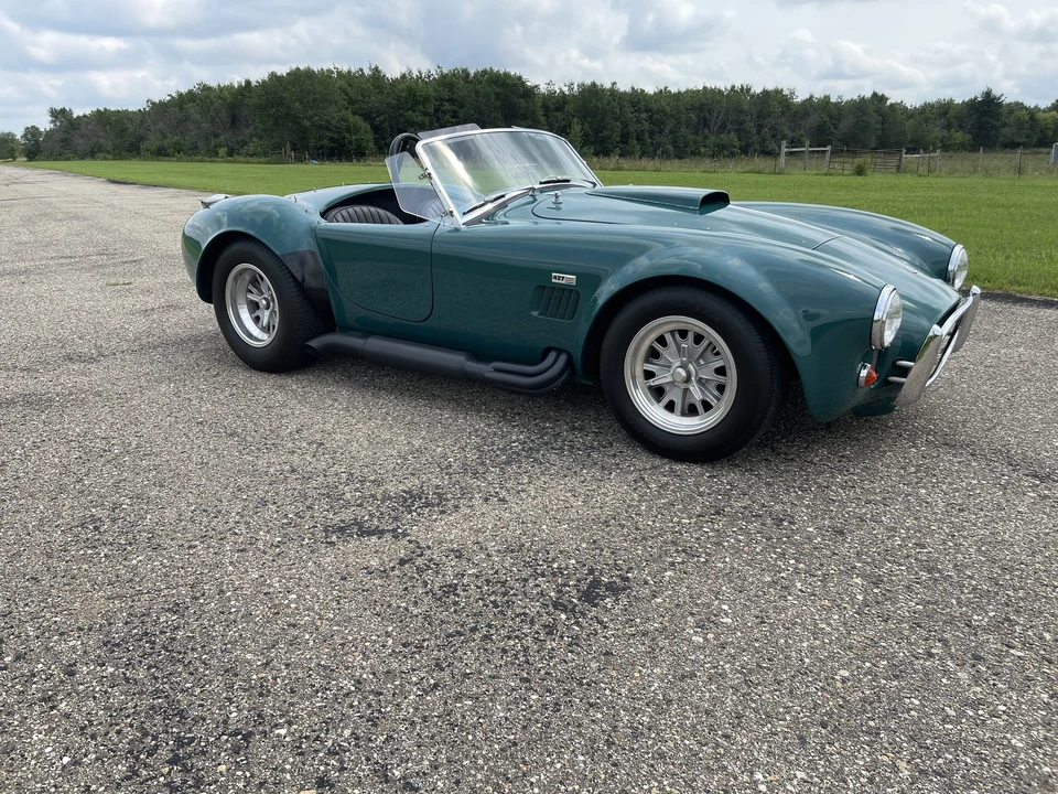 Shelby Cobra Replica - Image 15 of 31