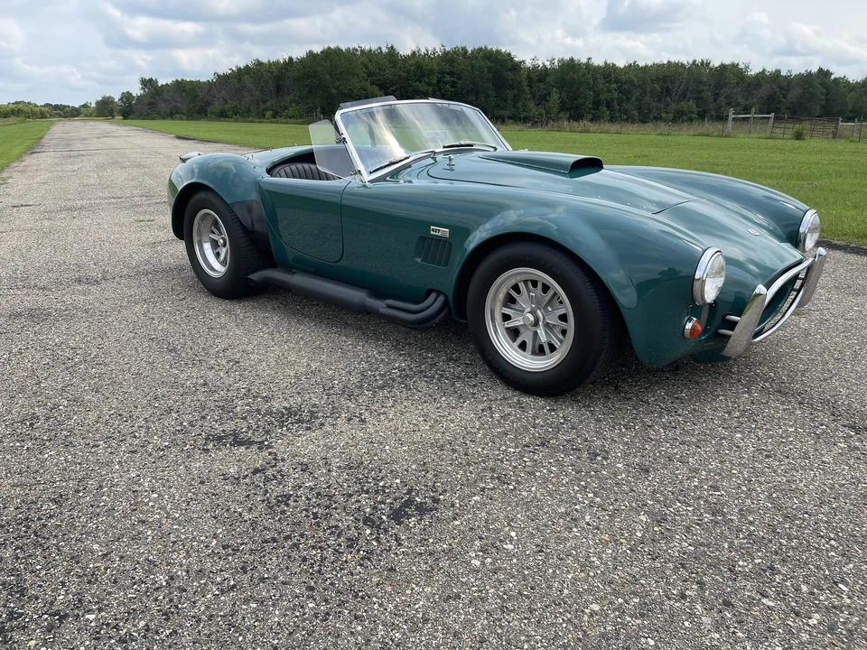 Shelby Cobra Replica - Image 14 of 31