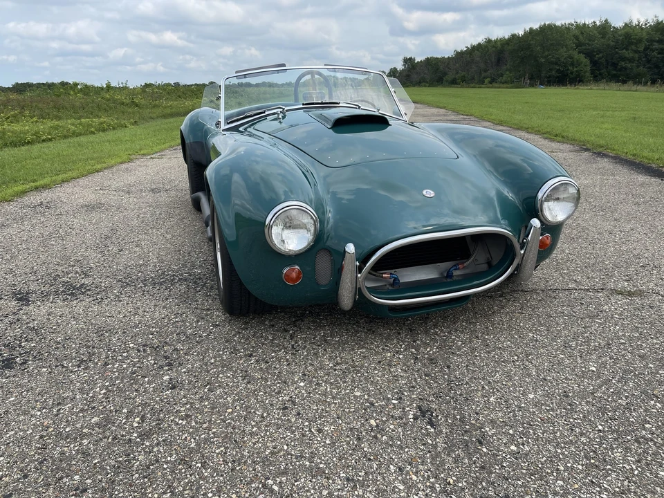 Shelby Cobra Replica - Image 10 of 31