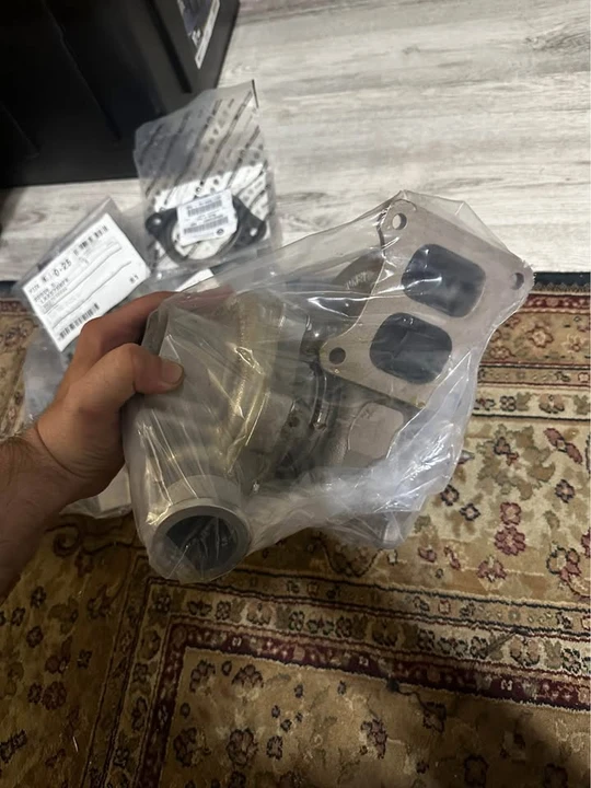 2017 Parts & Memorabilia Engines - Image 2 of 3