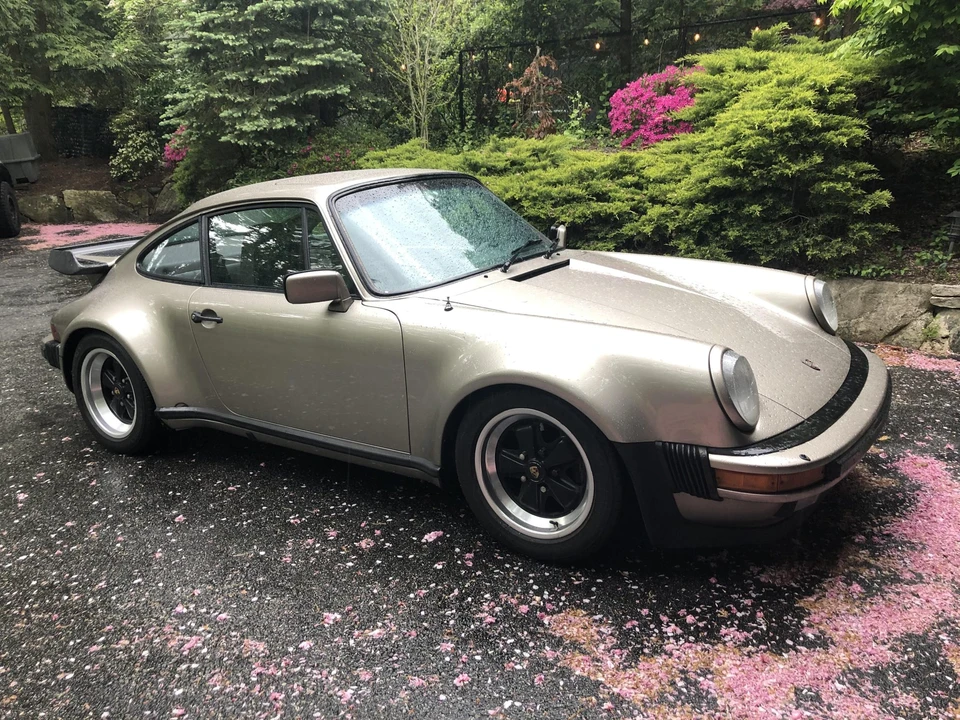 1984 Porsche 911 Carrera 3.2 - Image 25 of 31