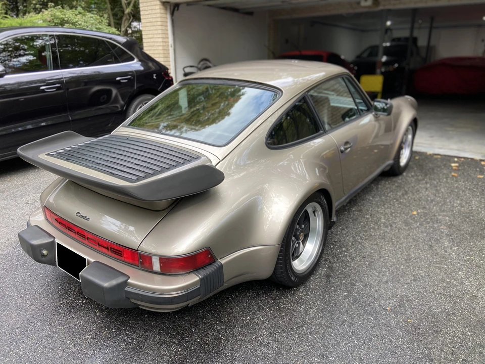 1984 Porsche 911 Carrera 3.2 - Image 22 of 31