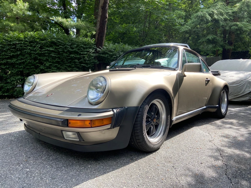1984 Porsche 911 Carrera 3.2 - Image 5 of 31
