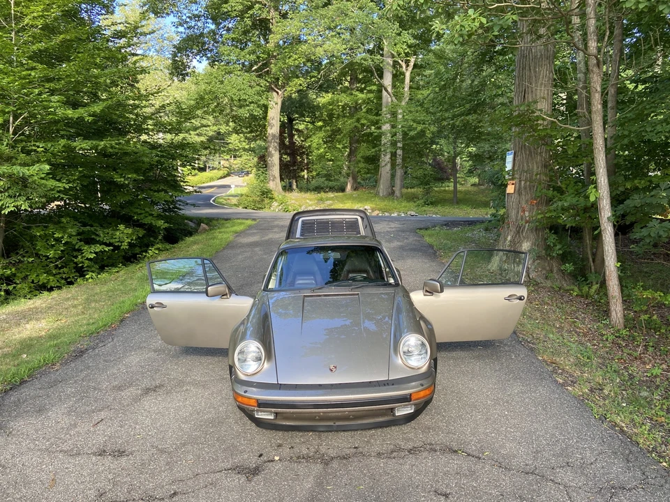 1984 Porsche 911 Carrera 3.2 - Image 30 of 31