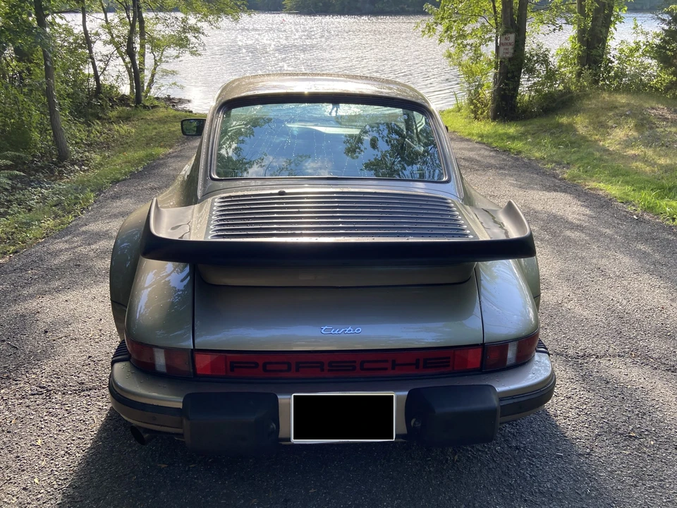 1984 Porsche 911 Carrera 3.2 - Image 16 of 31