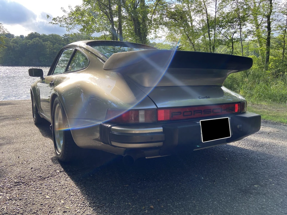 1984 Porsche 911 Carrera 3.2 - Image 13 of 31