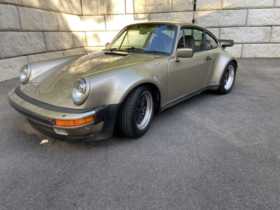 1984 Porsche 911 Carrera 3.2 - Image 3 of 31