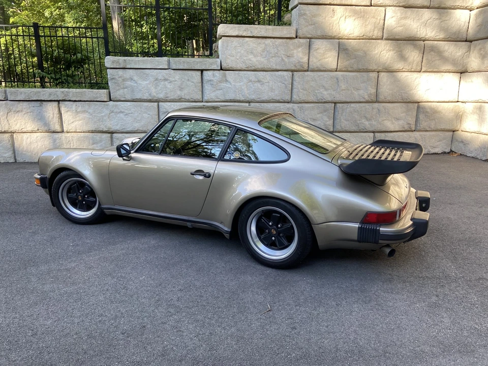 1984 Porsche 911 Carrera 3.2 - Image 9 of 31