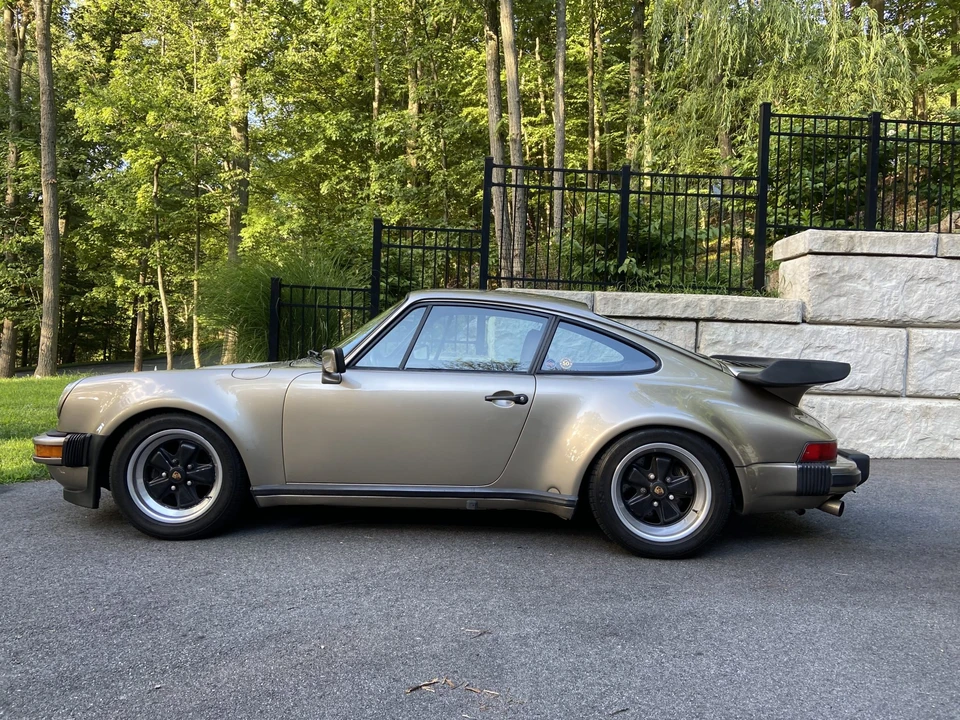 1984 Porsche 911 Carrera 3.2 - Image 8 of 31