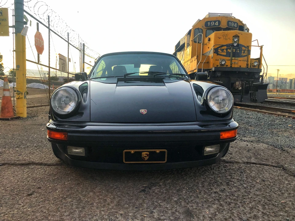 1984 Porsche 911 Carrera 3.2 - Image 4 of 31