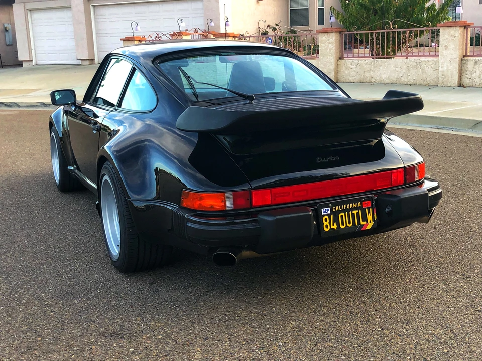 1984 Porsche 911 Carrera 3.2 - Image 22 of 31