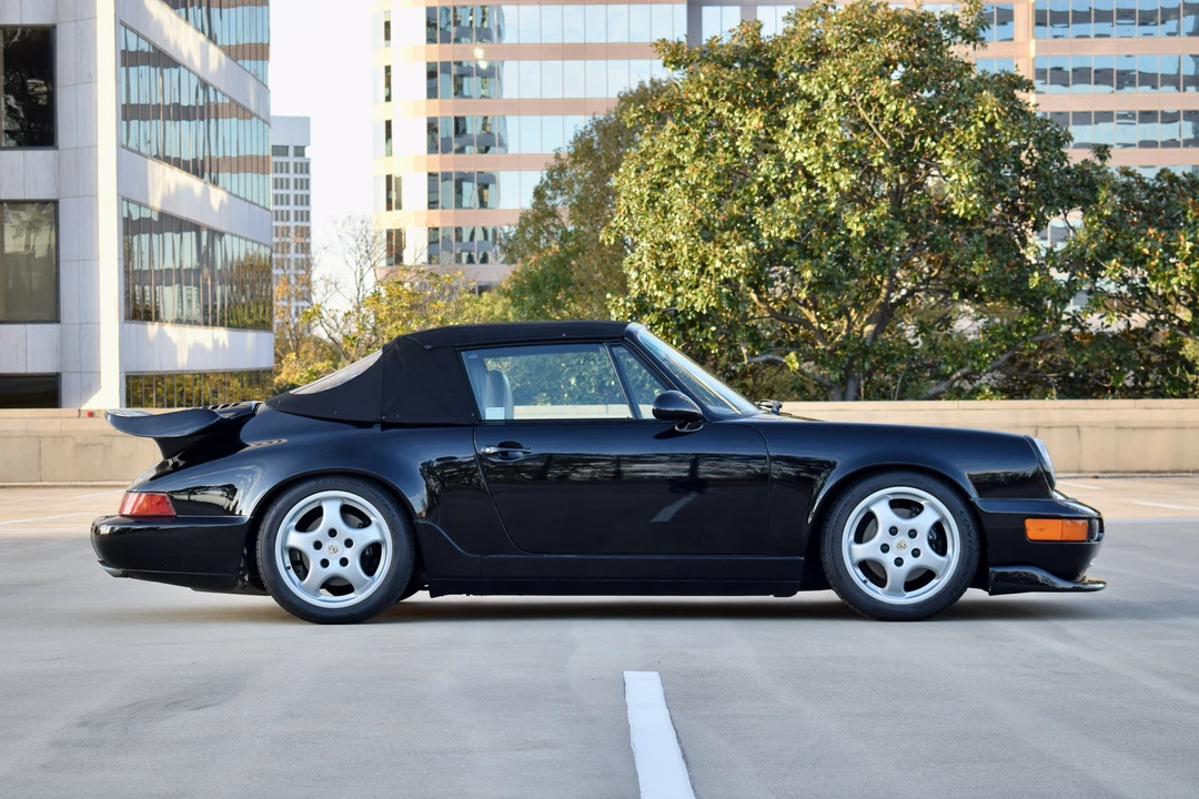 1993 Porsche 964 Carrera 4 - Image 10 of 31