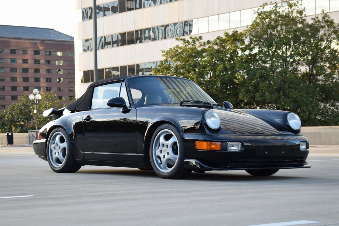 1993 Porsche 964 Carrera 4 - Image 9 of 31