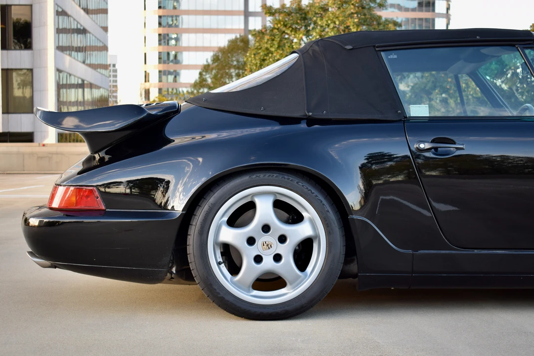 1993 Porsche 964 Carrera 4 - Image 28 of 31
