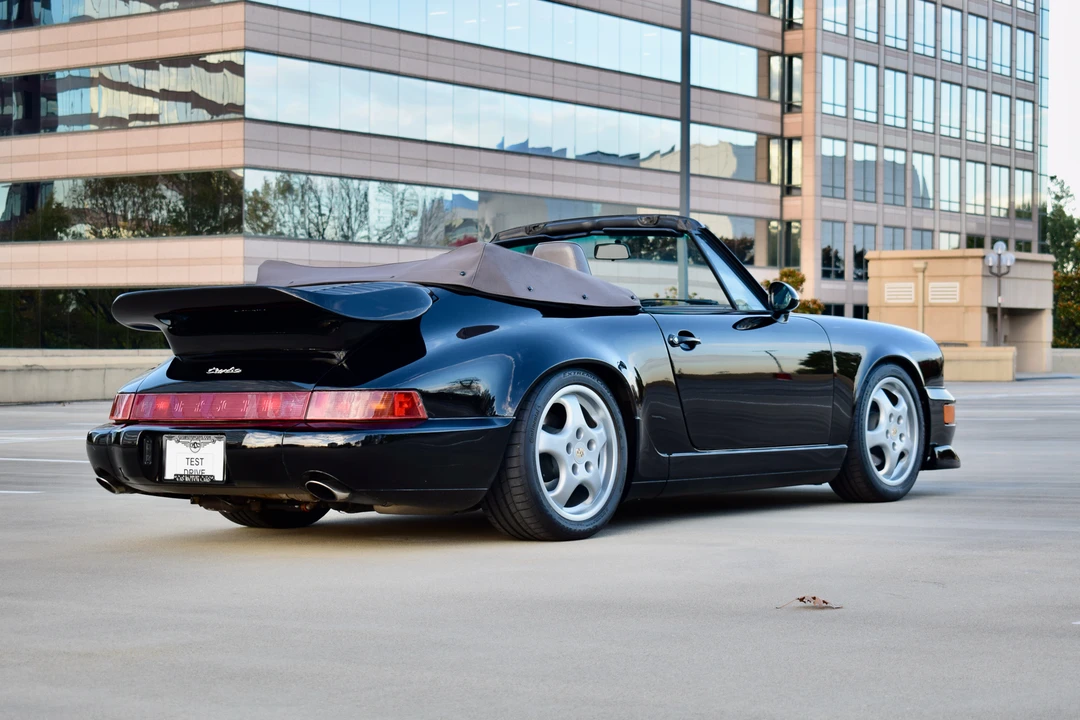 1993 Porsche 964 Carrera 4 - Image 22 of 31