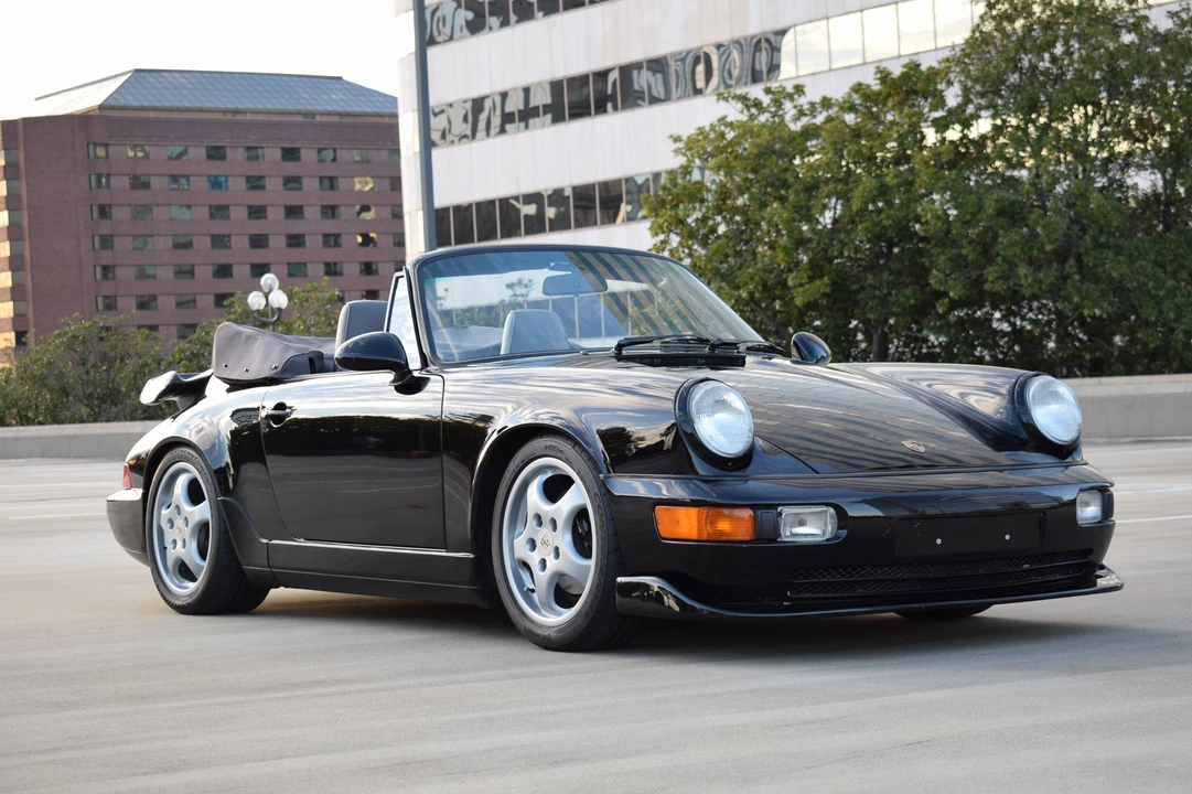 1993 Porsche 964 Carrera 4 - Image 18 of 31