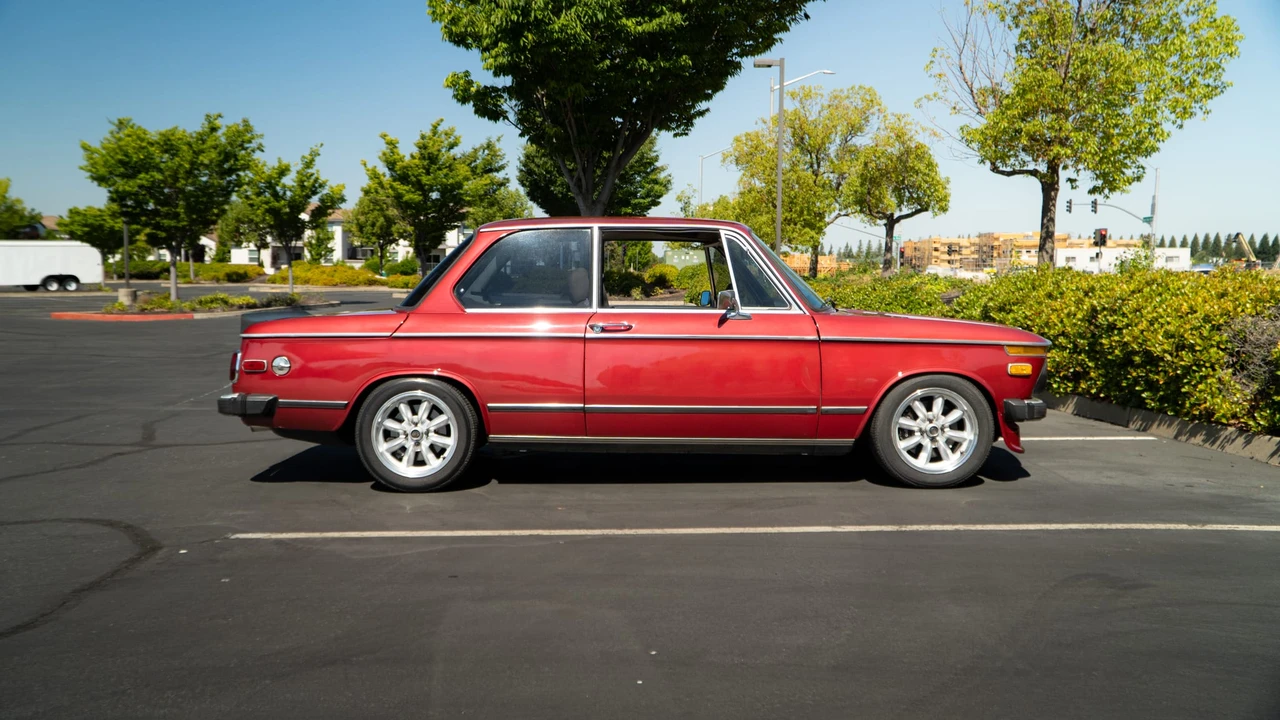 1976 BMW 2002 - Image 11 of 31