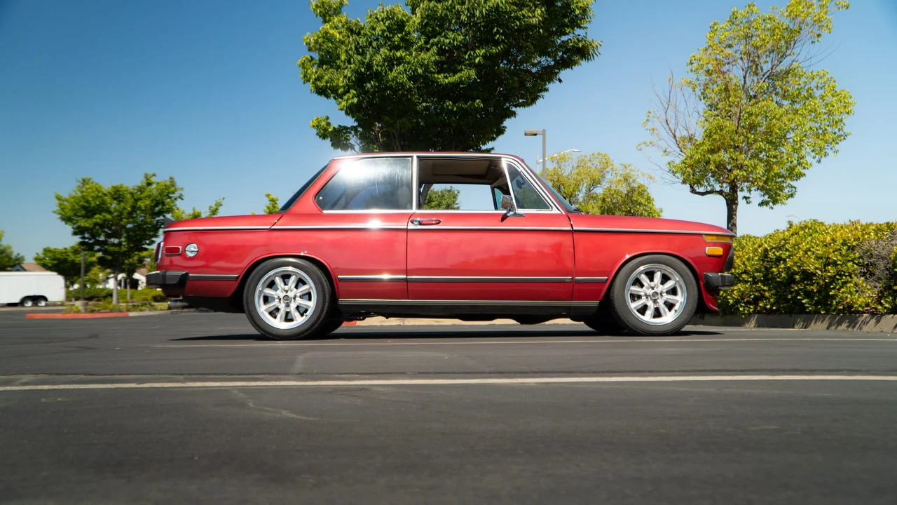 1976 BMW 2002 - Image 10 of 31