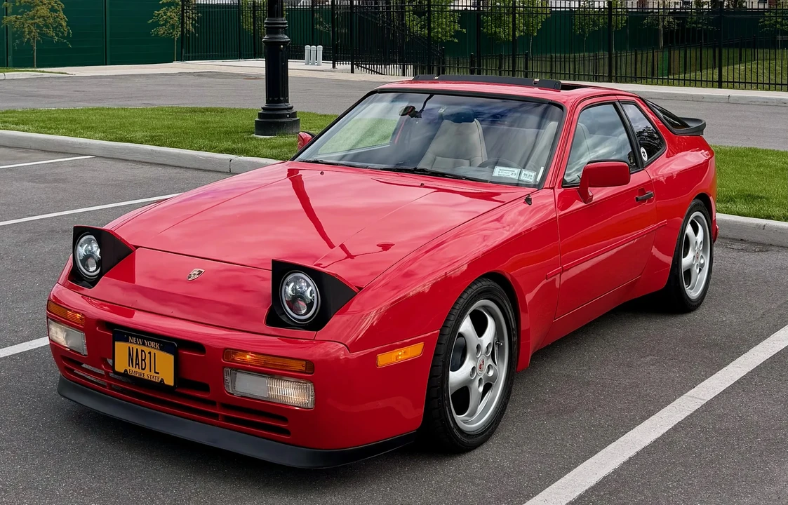 1983 Porsche 944 - Image 2 of 31