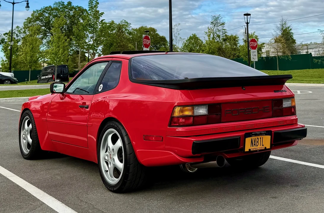 1983 Porsche 944 - Image 11 of 31