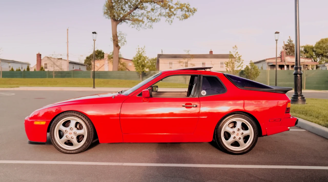 1983 Porsche 944 - Image 6 of 31