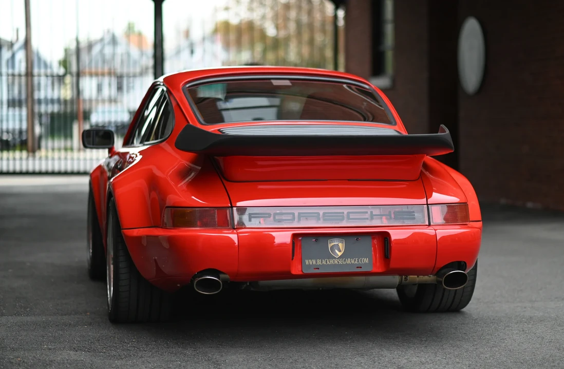 1989 Porsche 964 Carrera 4 - Image 7 of 31