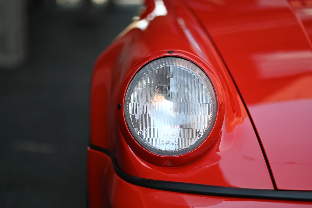 1989 Porsche 964 Carrera 4 - Image 15 of 31