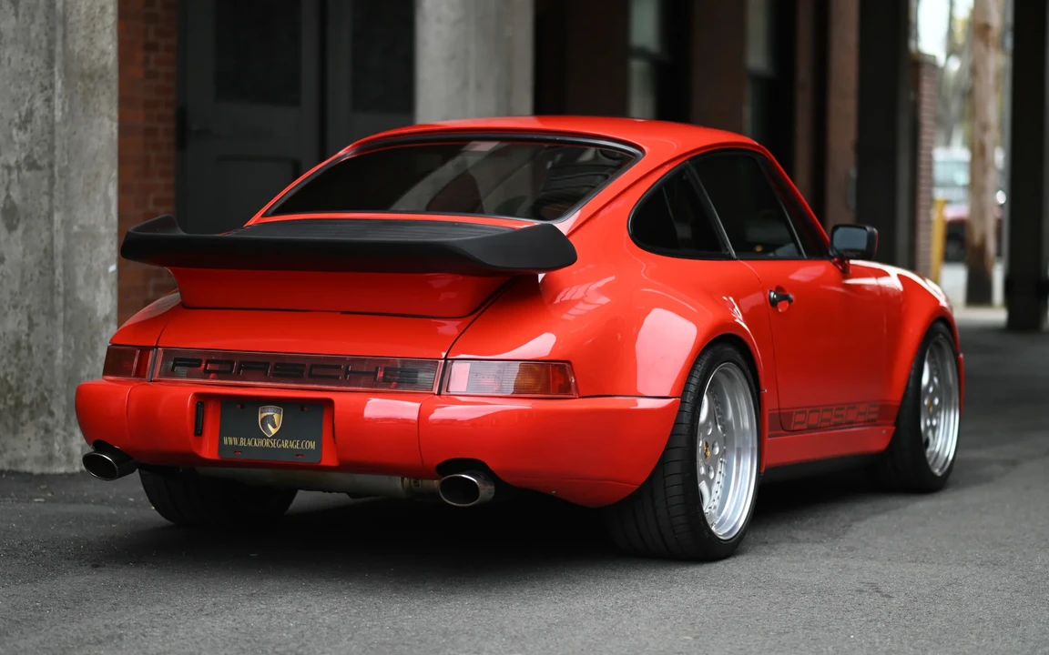 1989 Porsche 964 Carrera 4 - Image 9 of 31