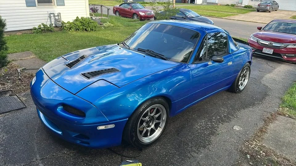 1997 Mazda NA MX-5 Miata - Image 2 of 6