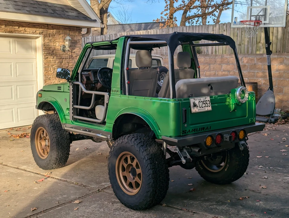 1988 Suzuki - Image 9 of 31