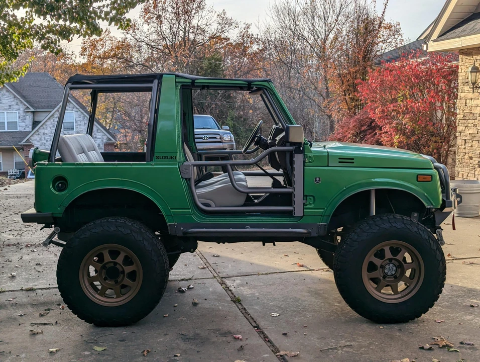 1988 Suzuki - Image 5 of 31