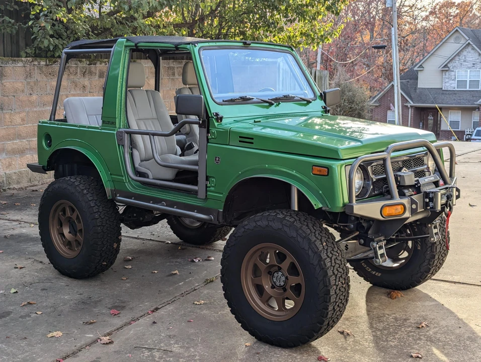 1988 Suzuki - Image 4 of 31