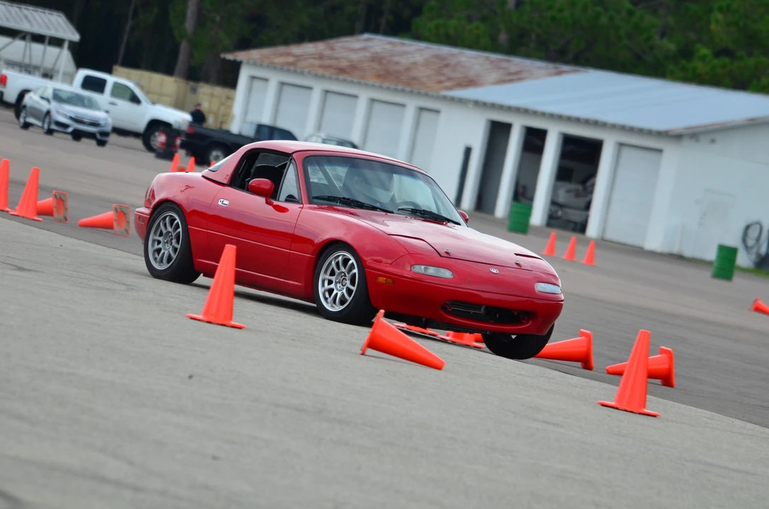 1996 Mazda NA MX-5 Miata - Image 18 of 31