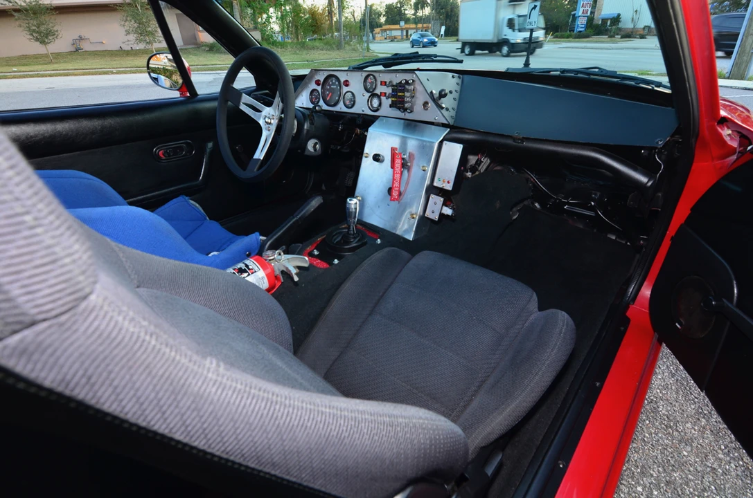 1996 Mazda NA MX-5 Miata - Image 29 of 31