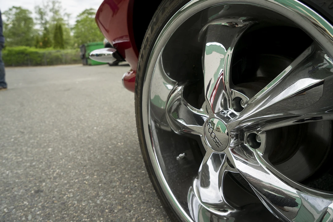 1965 Chevrolet Corvette C2 - Image 17 of 31