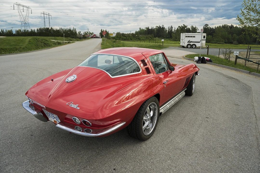 1965 Chevrolet Corvette C2 - Image 6 of 31
