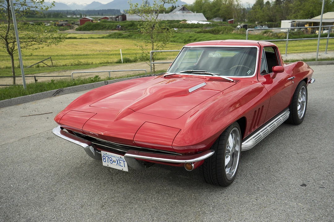 1965 Chevrolet Corvette C2 - Image 2 of 31