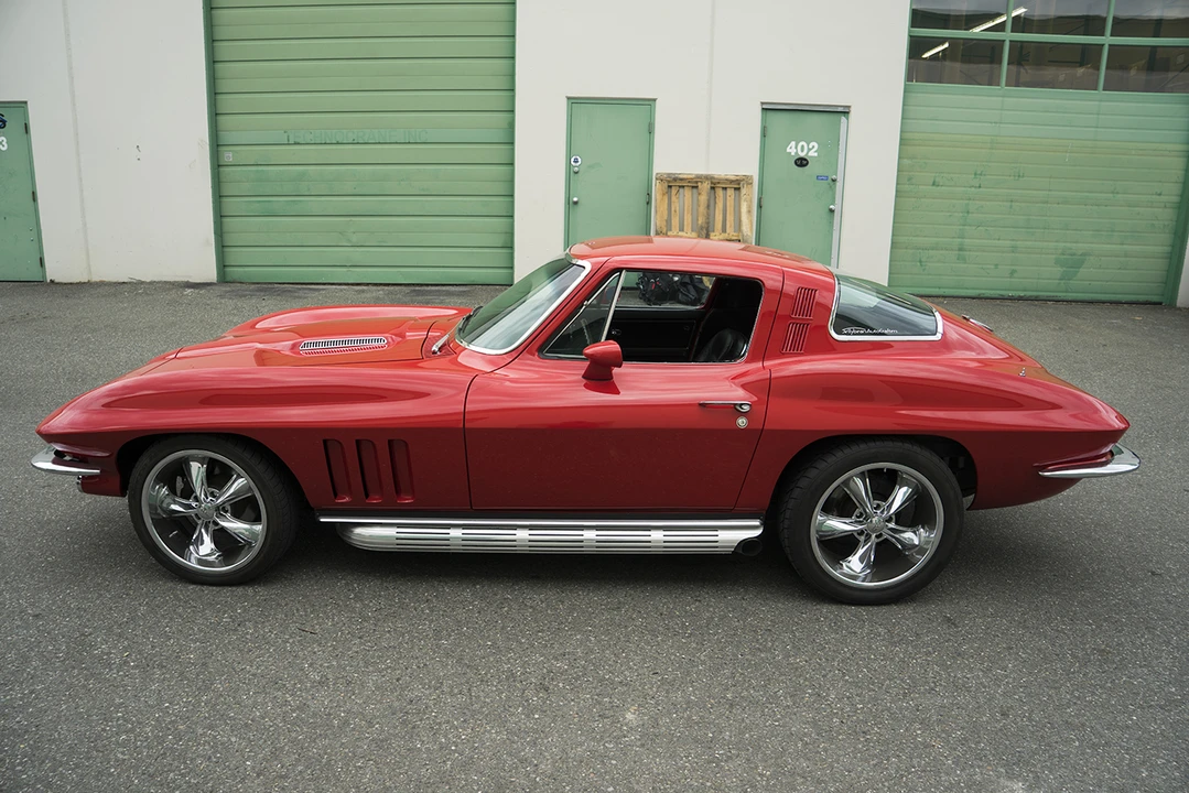 1965 Chevrolet Corvette C2 - Image 3 of 31