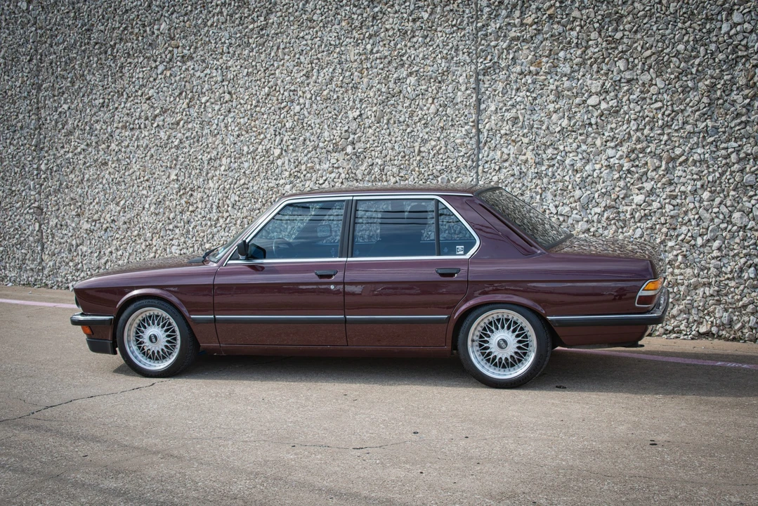 1983 BMW E28 5 Series - Image 12 of 31