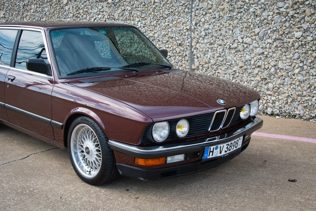 1983 BMW E28 5 Series - Image 14 of 31