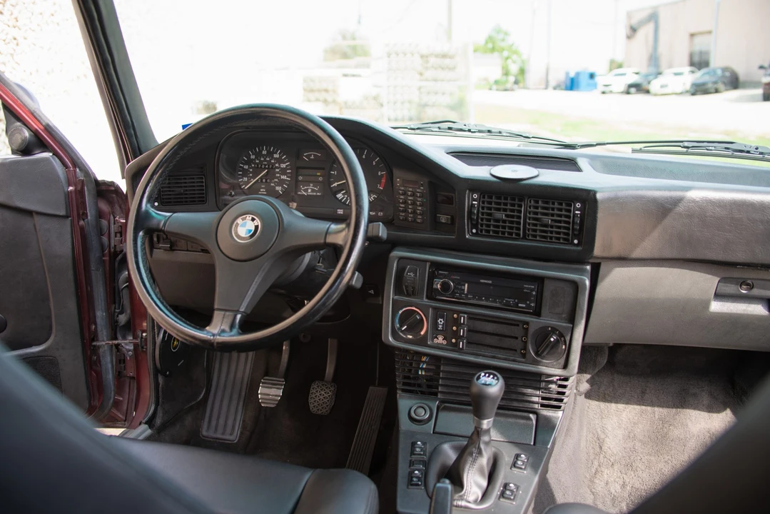 1983 BMW E28 5 Series - Image 28 of 31