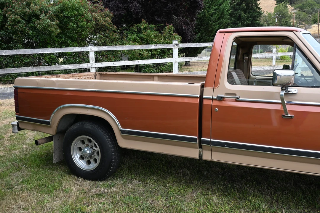 1984 Ford F-Series 7th Gen - Image 28 of 31