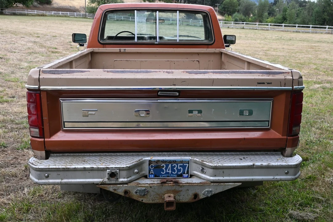 1984 Ford F-Series 7th Gen - Image 14 of 31