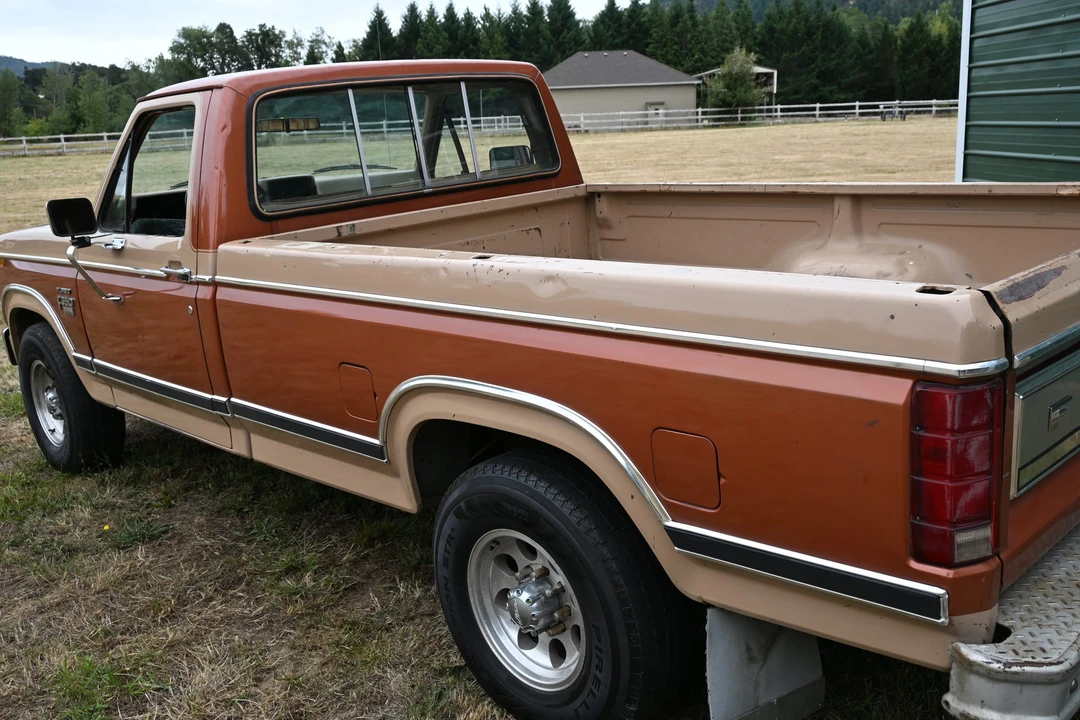 1984 Ford F-Series 7th Gen - Image 19 of 31