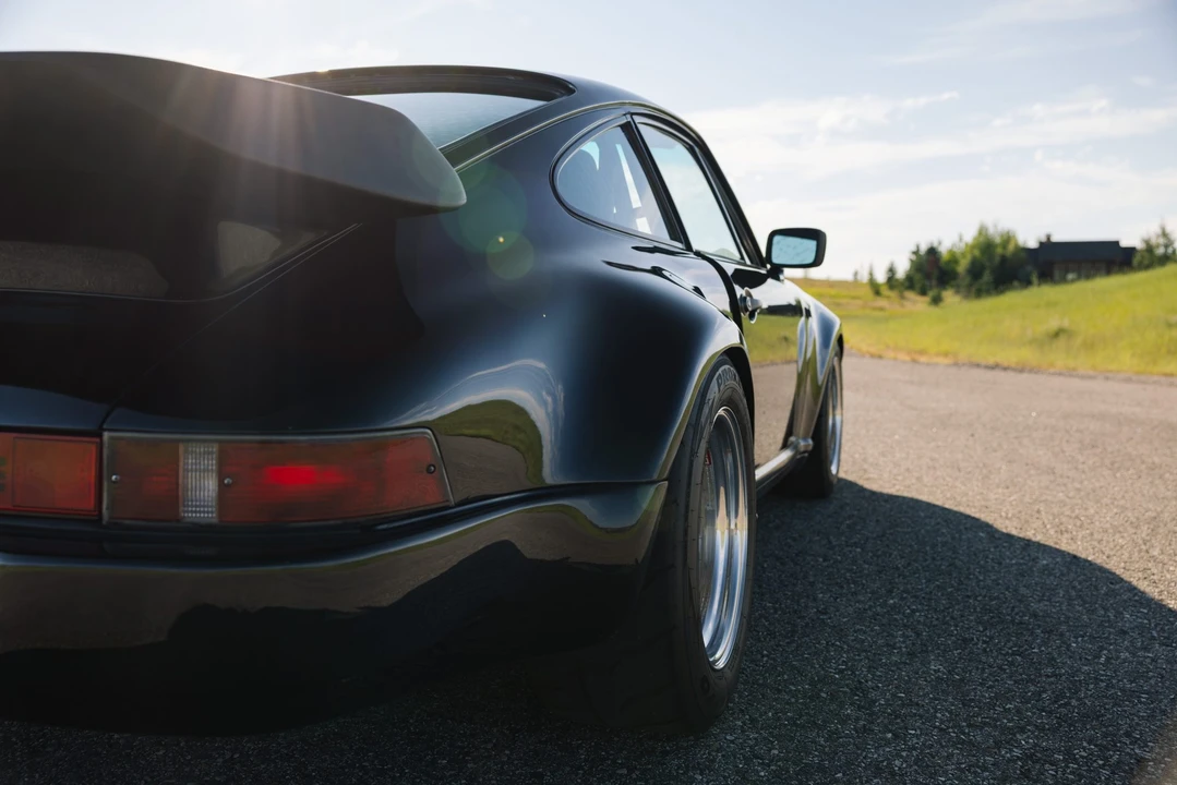 1984 Porsche 911 Carrera 3.2 - Image 29 of 31