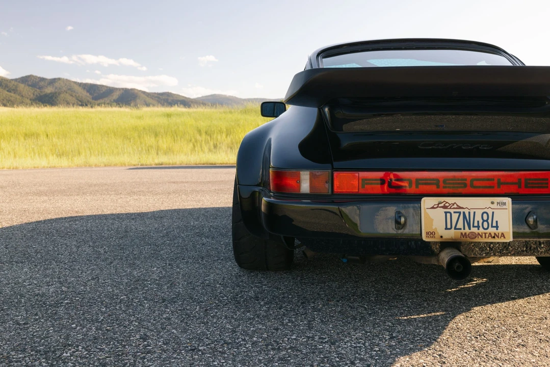1984 Porsche 911 Carrera 3.2 - Image 25 of 31